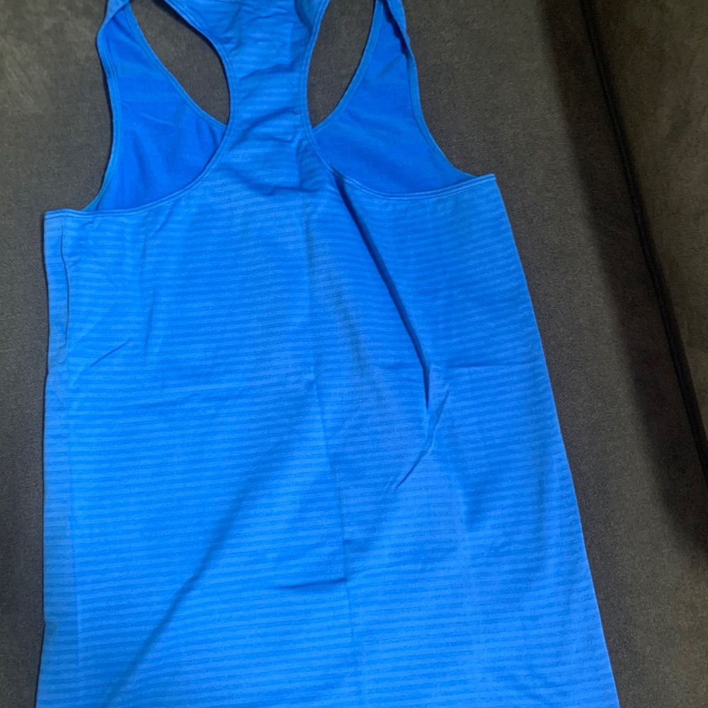 Underarmour racer back tank
